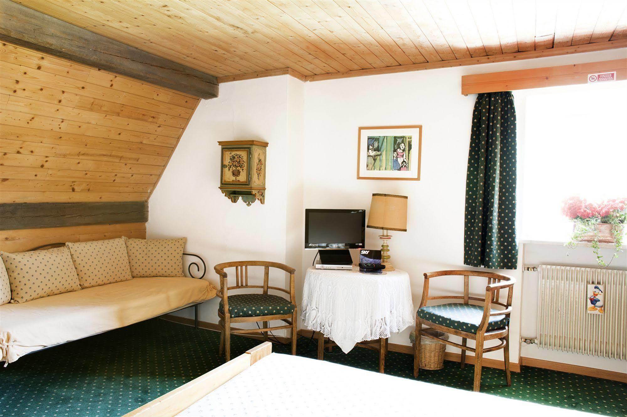 Hotel Cir 3*
